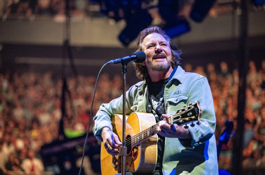 wp-header-logo-1068 wp-header-logo-1068 Eddie Vedder Covers Springsteen’s ‘My City of Ruins’ After Trump Clash Eddie Vedder Covers Springsteen’s ‘My City of Ruins’ After Trump Clash wp header logo 1068