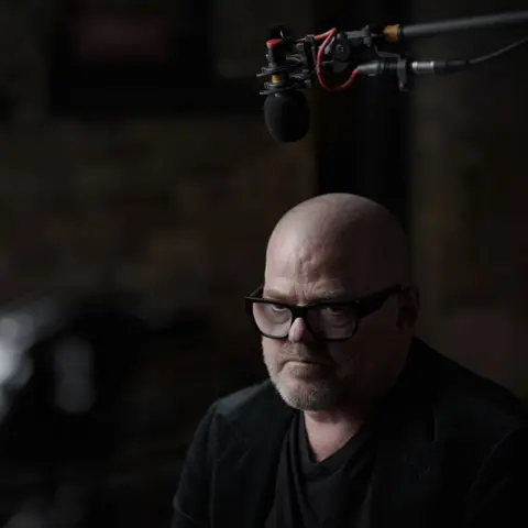 633e2b00-4844-11f0-9471-e380f647874e 633e2b00-4844-11f0-9471-e380f647874e Heston Blumenthal pictured during an interview, he is wearing black frame glasses a black t-shirt and jacket and there is a microphone above his head. Mood swings fuelled Heston Blumenthal's genius. But the highs got higher and the lows got darker 633e2b00 4844 11f0 9471 e380f647874e