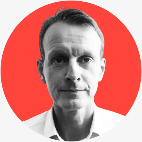 fb07be70-1067-11f0-b234-07dc7691c360 fb07be70-1067-11f0-b234-07dc7691c360 Nick Triggle profile image The English neighbourhood that claims to hold the secret to fixing the NHS fb07be70 1067 11f0 b234 07dc7691c360