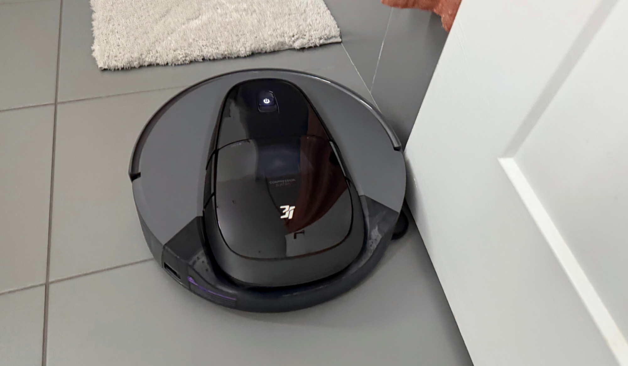 images-5 images-5 3i G10+ robot vacuum mopping tile floor I found the most impressive robot vacuum under $500. Youve never heard of it. images 5