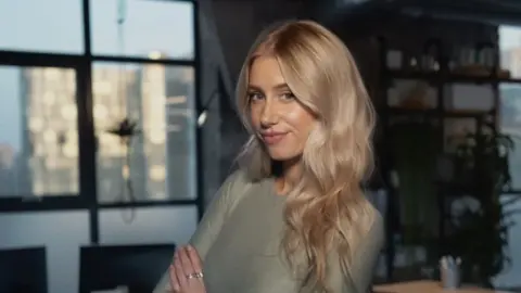96940c50-41e0-11f0-bace-e1270fc31f5e 96940c50-41e0-11f0-bace-e1270fc31f5e Sophie Warner Sophie Warner with long blonde hair 'I'm being paid to fix issues caused by AI' 96940c50 41e0 11f0 bace e1270fc31f5e