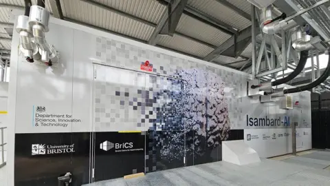 9c5580a0-632e-11f0-a0d3-754c195dac61 9c5580a0-632e-11f0-a0d3-754c195dac61 University of Bristol Isambard data centre UK's most powerful supercomputer comes online 9c5580a0 632e 11f0 a0d3 754c195dac61