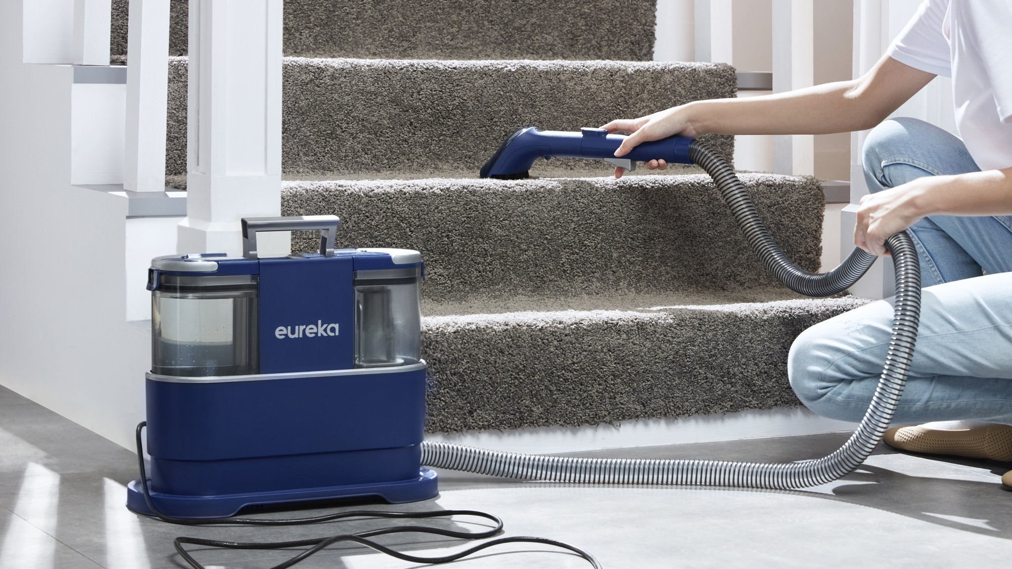 NEY100 Spot Cleaner  These Eureka robovacs are dirt cheap for Prime Day Australia images 13
